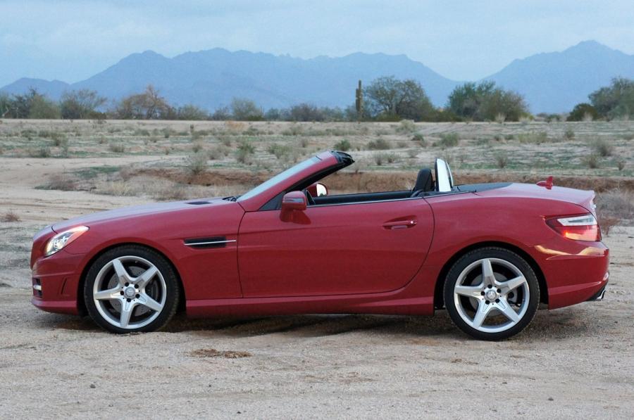  Mercedes-Benz SLK350 2012 года  (фото 42 из 44)
